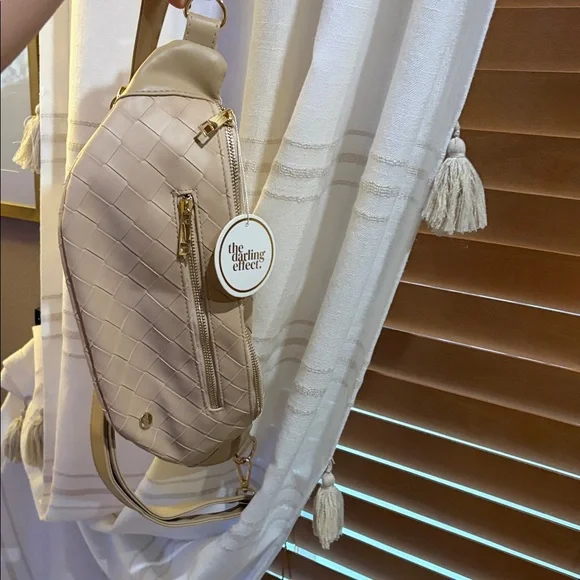 Woven Leather Crossbody Belt Bag — Cream - Picture 3 of 5